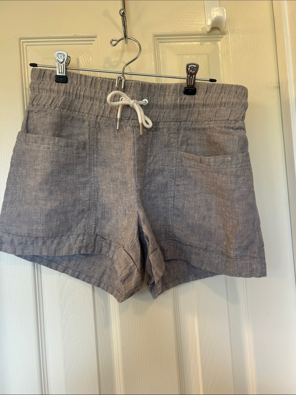 Athleta Cabo linen shorts